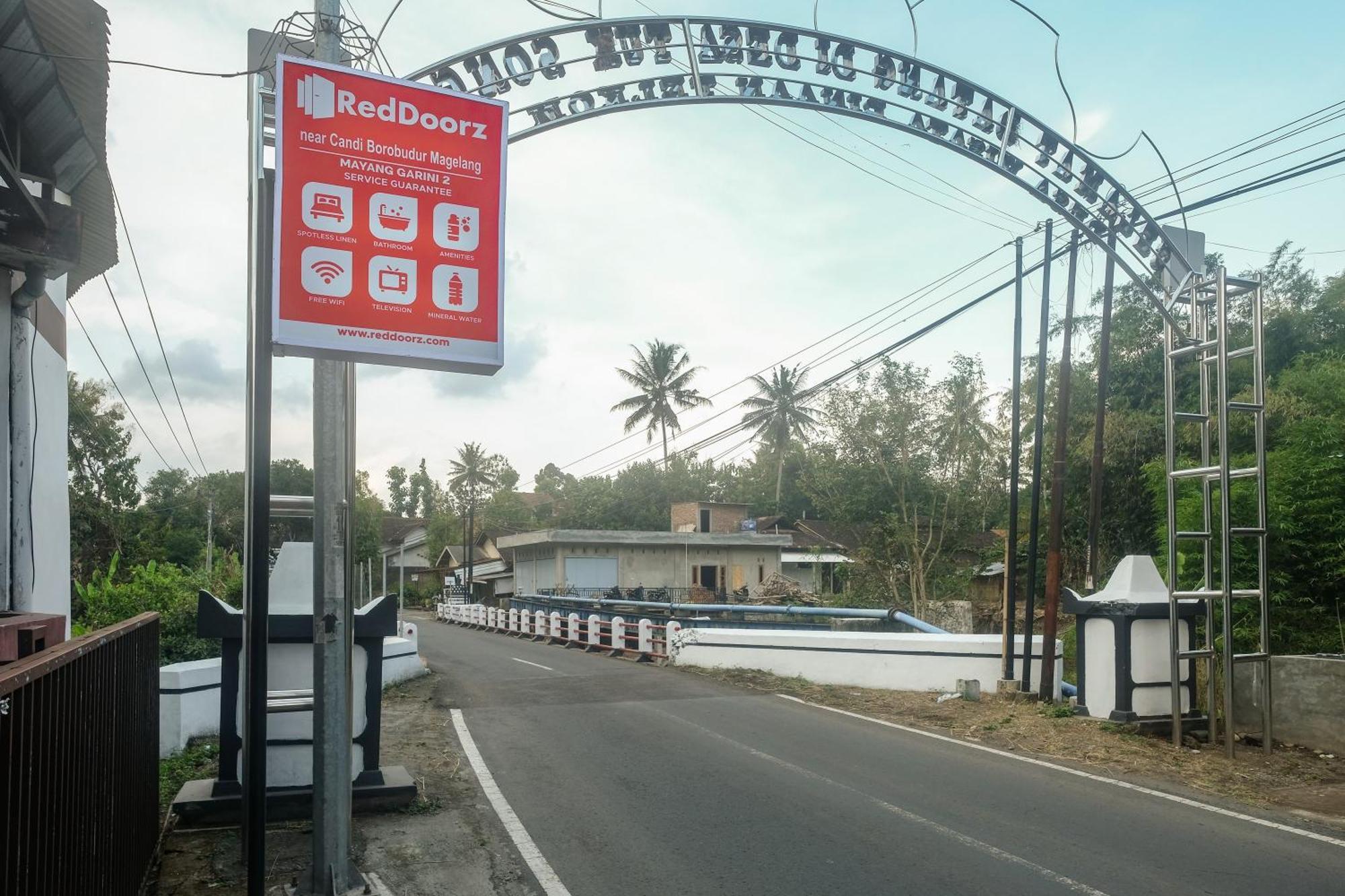 OYO 2519 Mayang Garini Magelang Bagian luar foto