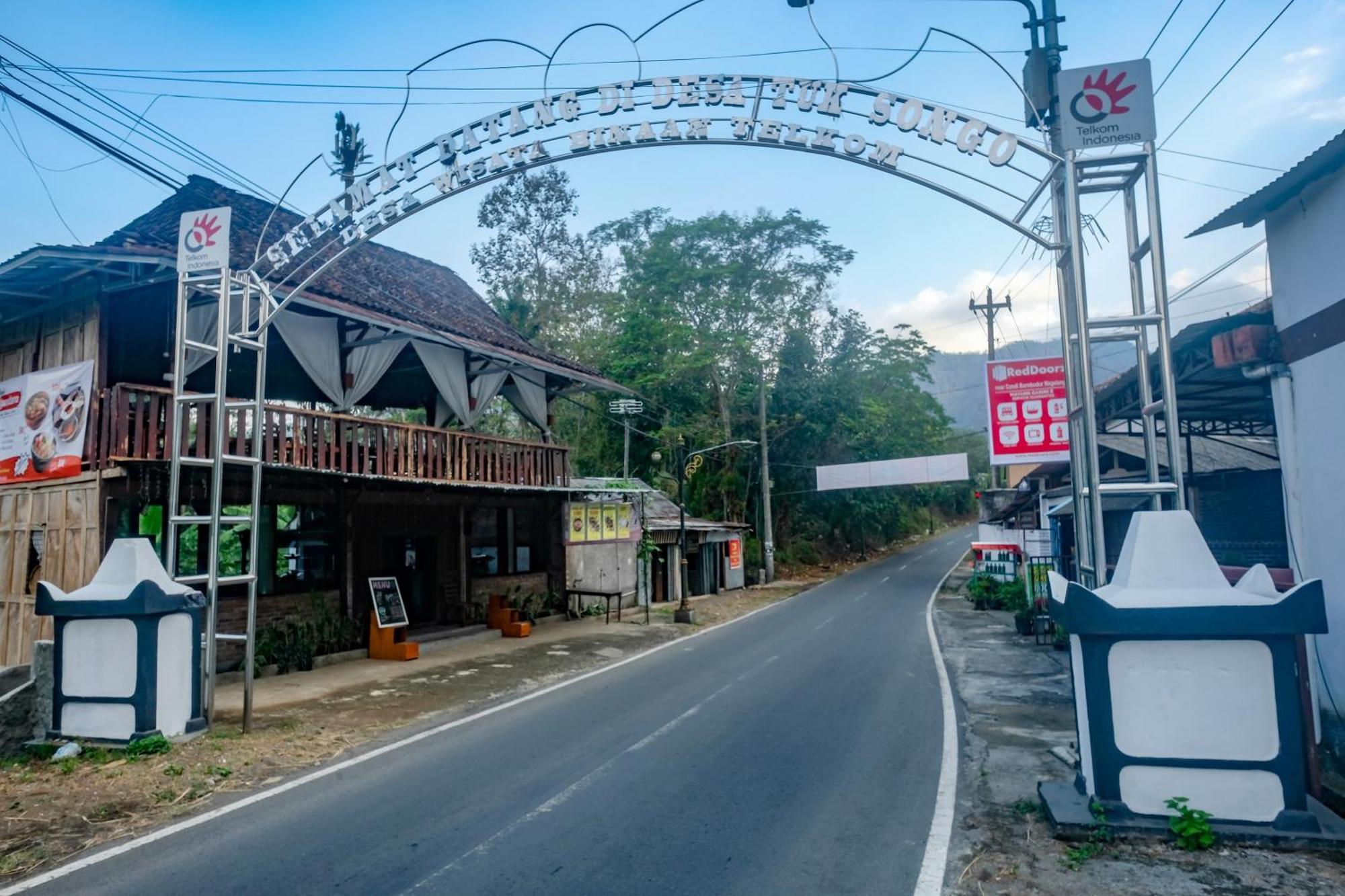 OYO 2519 Mayang Garini Magelang Bagian luar foto